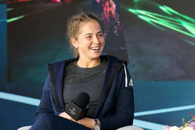 先是假动作 先是假动作