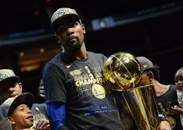 安魂曲主题 安魂曲主题