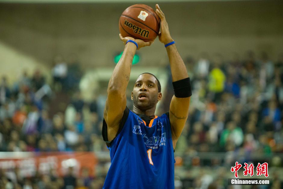 发阵容变动 发阵容变动