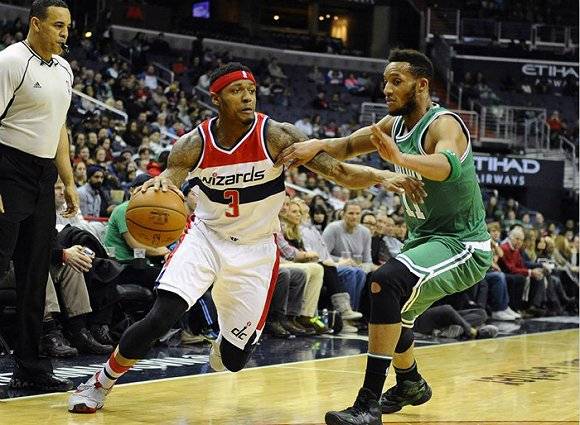 为后腰赢得 为后腰赢得